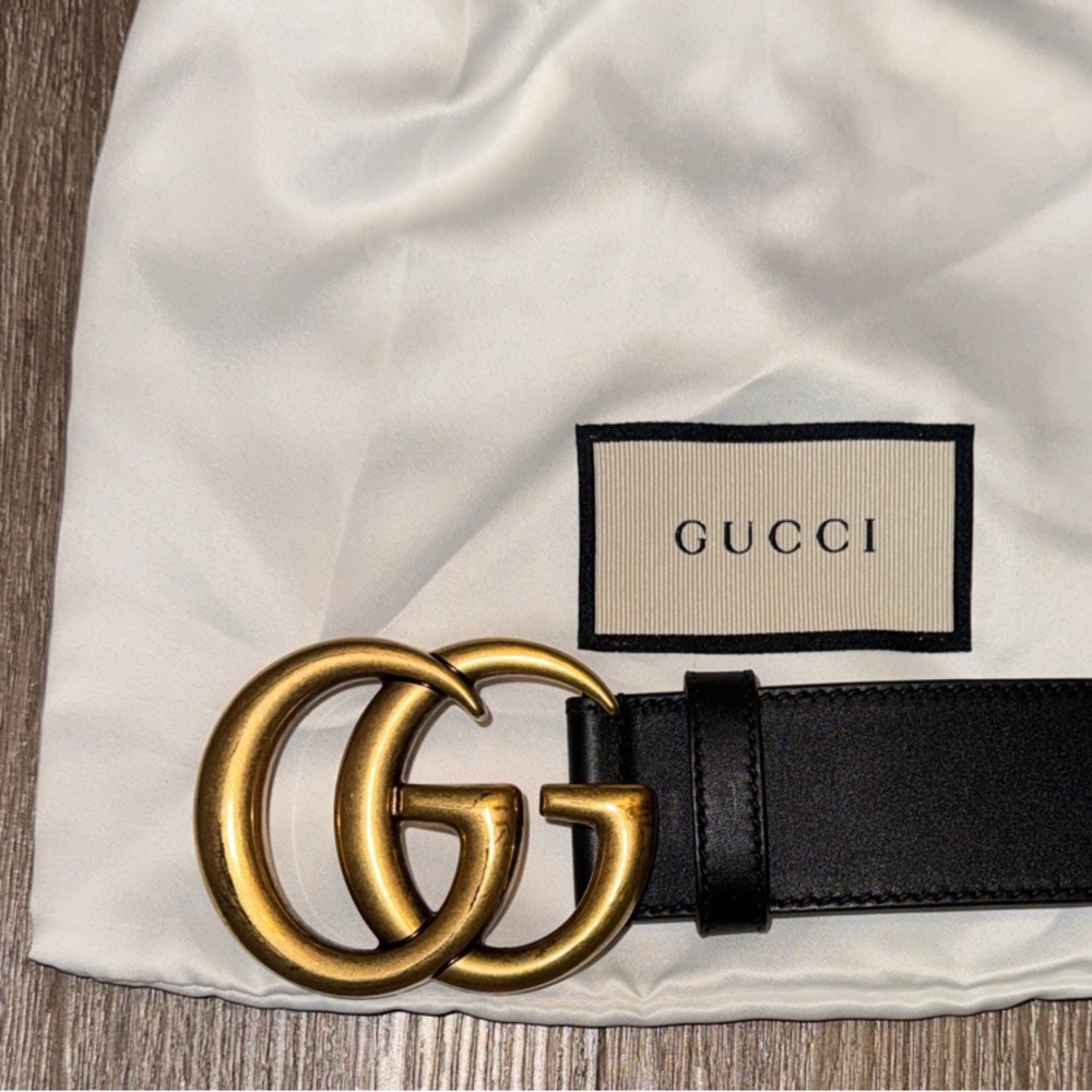 Gucci Black Belt with Gold GG Buckle - Picture 4 of 6
